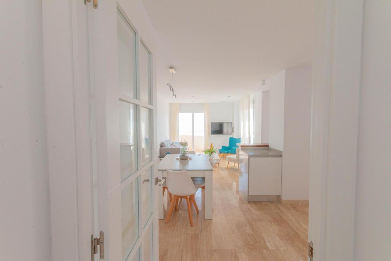 Lovely Apartment Beach Front & Pool エル・カンページョ エクステリア 写真