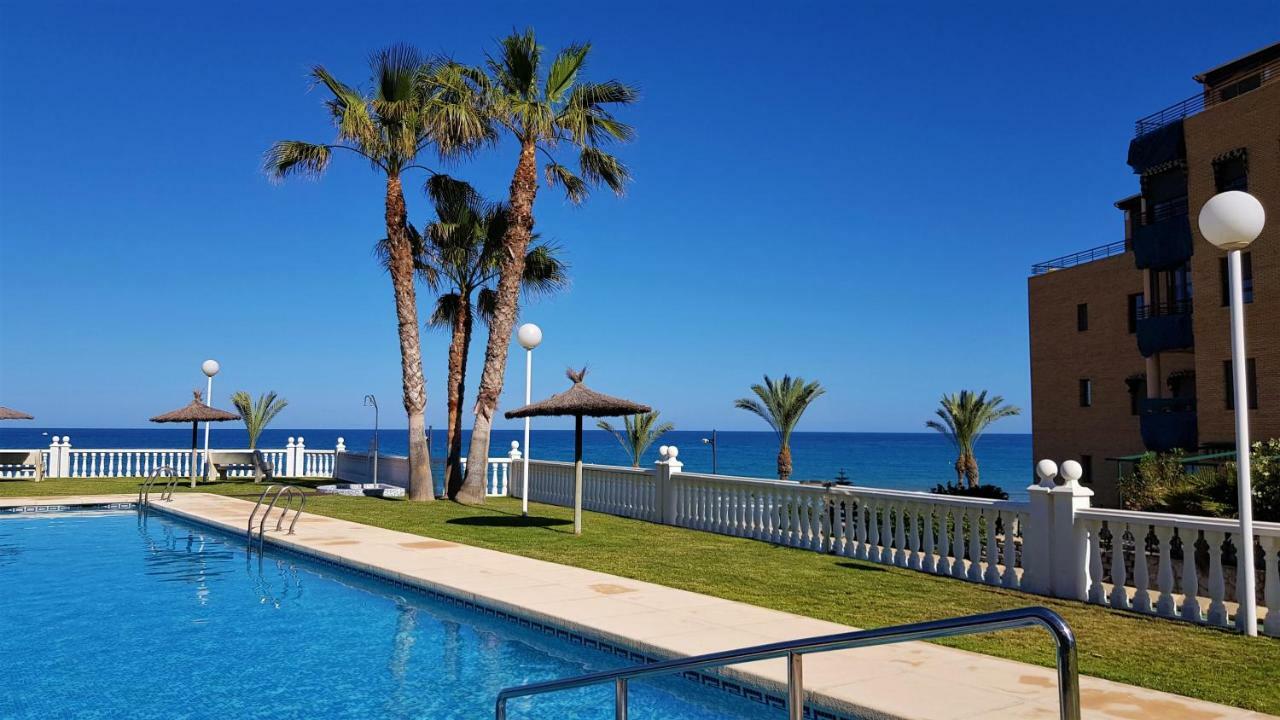 Lovely Apartment Beach Front & Pool エル・カンページョ エクステリア 写真